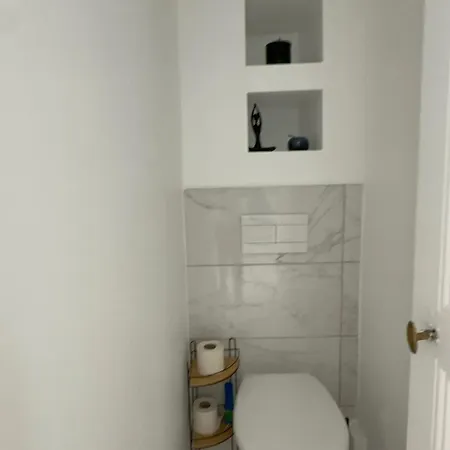 Palais Du Soleil Dans Un Immeuble Art Déco *