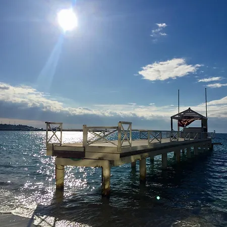 Daire Nouveau ! Au Centre De Juan, Climatise Renove Confort A 2 Minutes Des Plages *